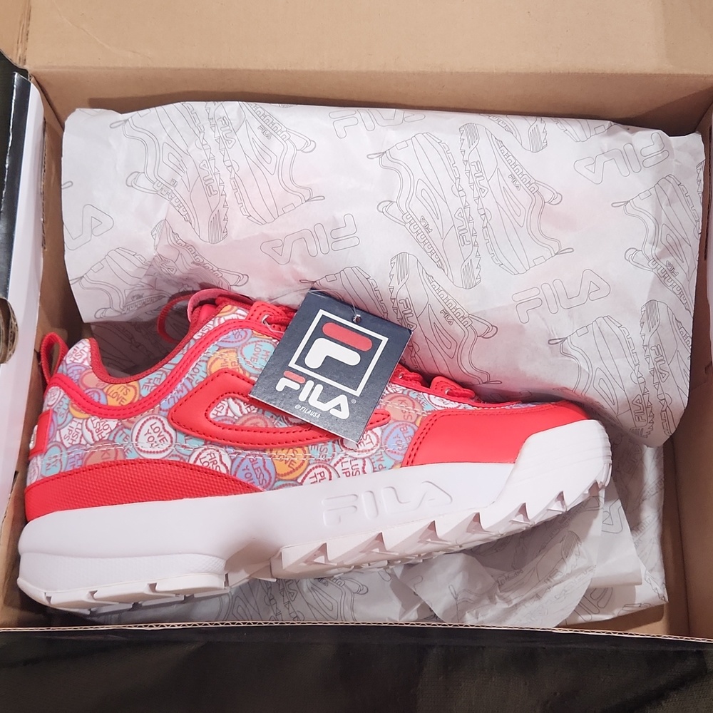 Sneakers